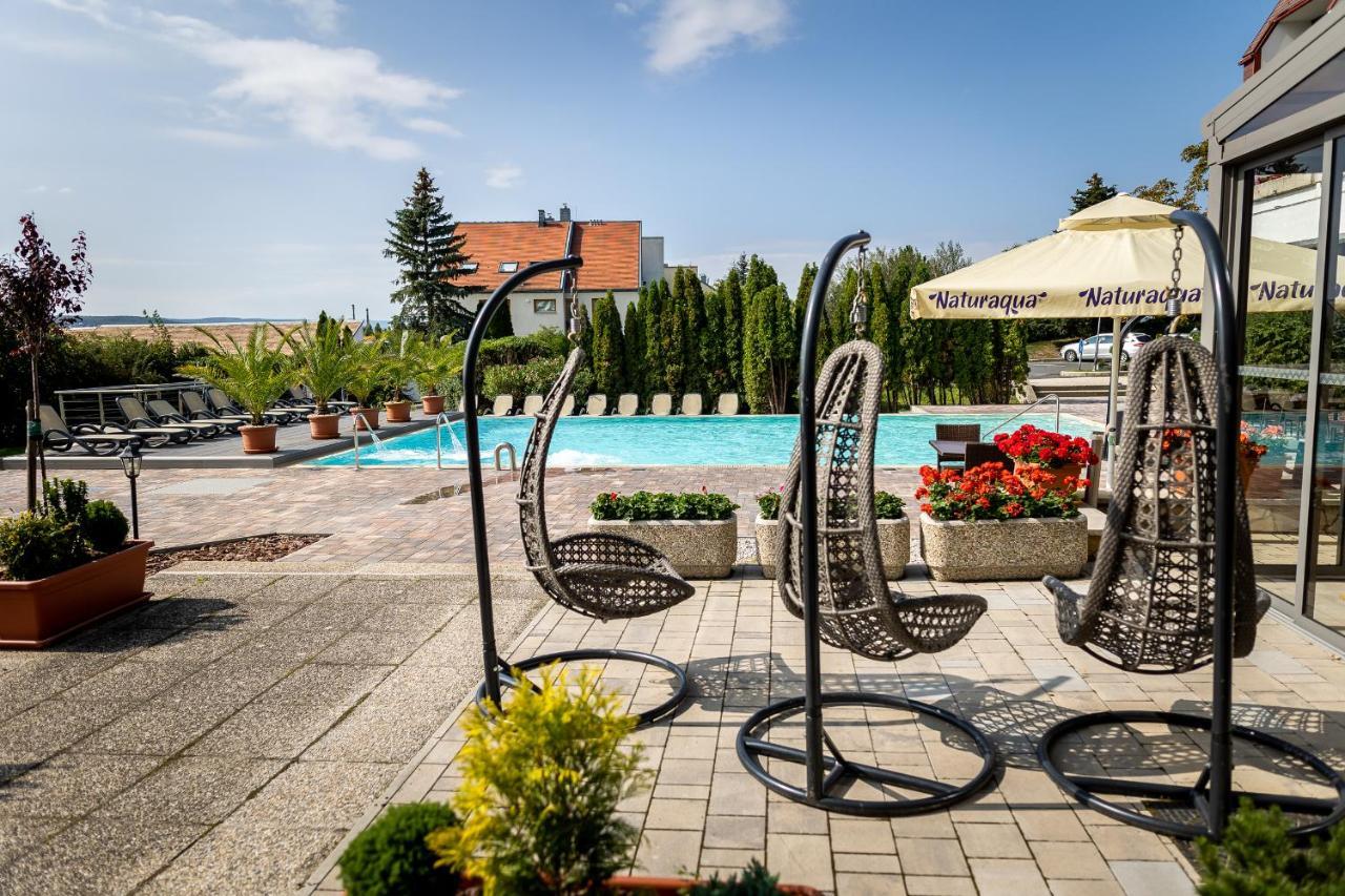 Vinosseum Bor- és Apartmanház Sopron Exterior foto